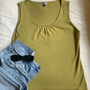 Vintage Tahari tank